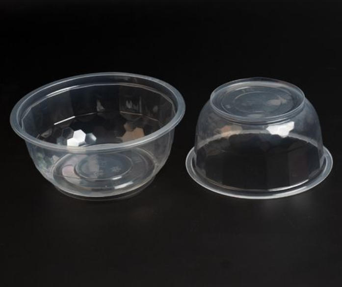 The Green Revolution in Plastic Packaging: Material Versatility and Sustainability with Rayshape Machinery