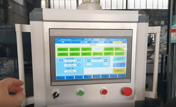 plastic moulding machine manufacturers