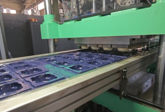 Precision Engineering and High-Speed Efficiency: The RS-750-800-4 Multi-Station Thermoforming Machine